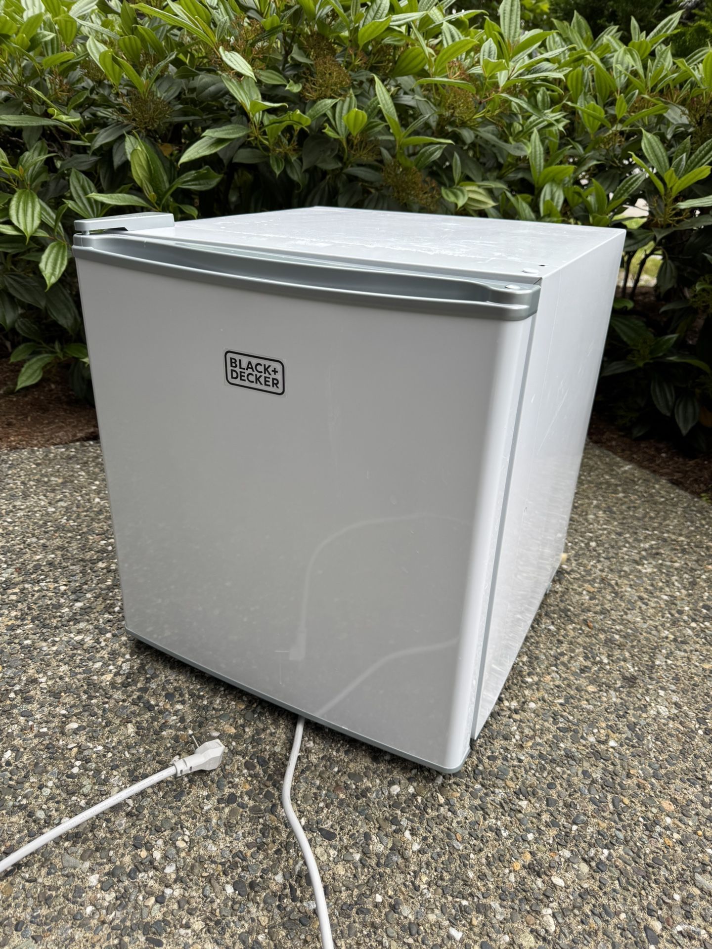 BLACK+DECKER Mini Fridge