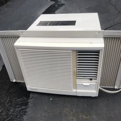 Very Good Condition Panasonic Air Conditioner 