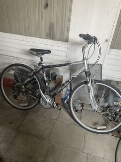 Fuji Supreme Bicycle