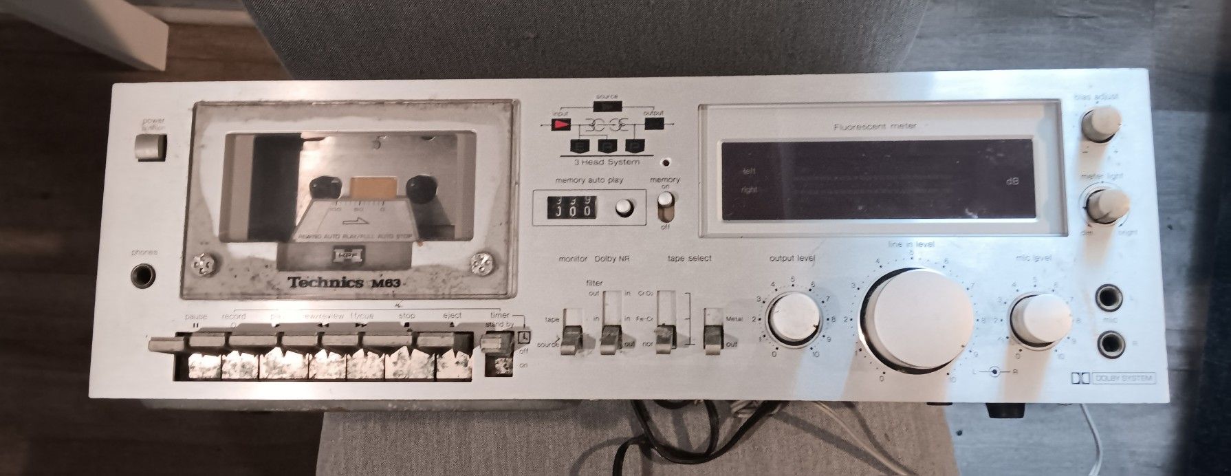  Technics  Cassette Player