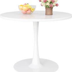 Round white table