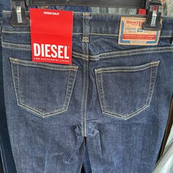 Jeans DIESEL SLIM FIT LOW WAIST BOOTCUT LEG SIZE 27X30