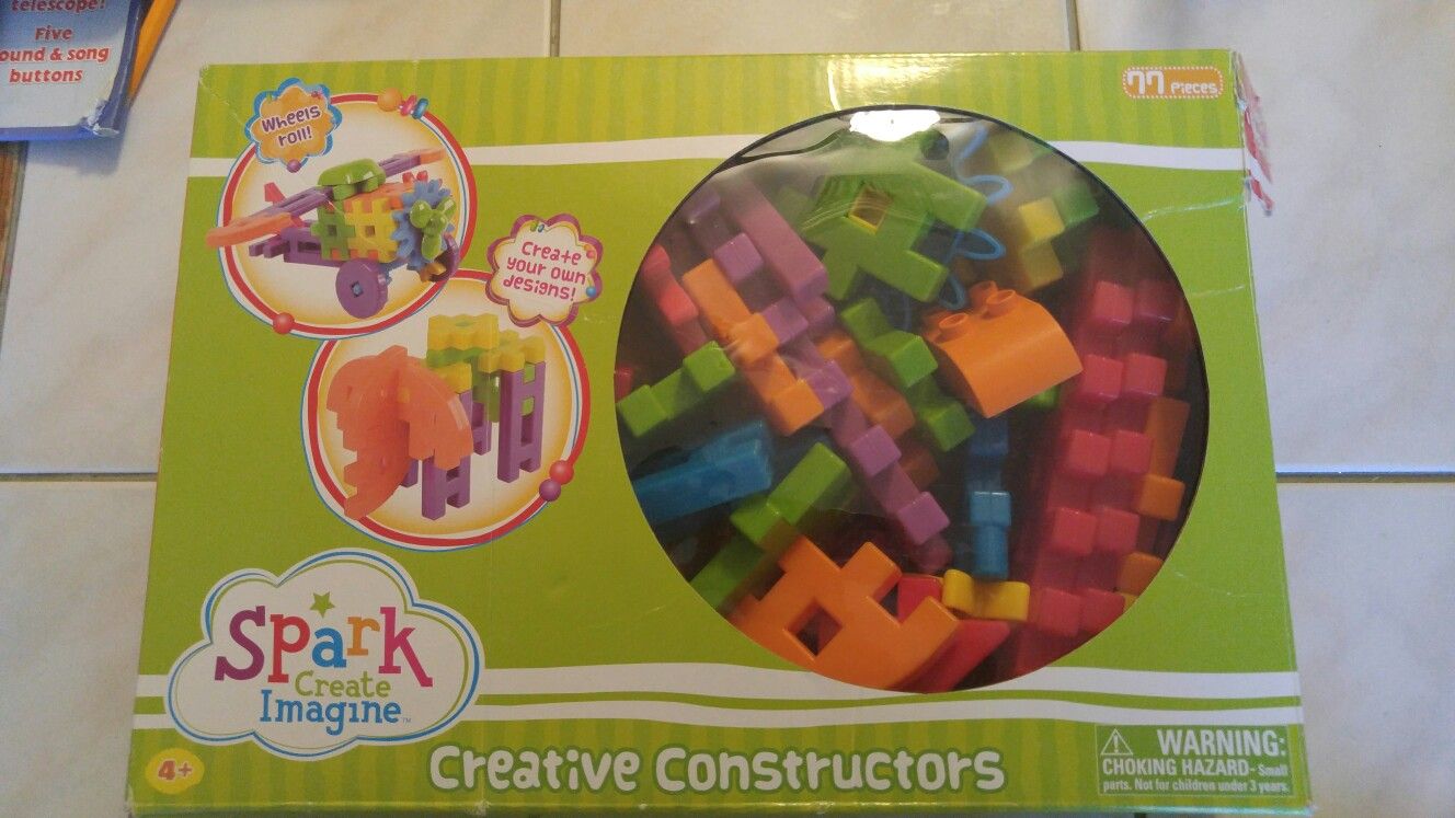 Spark construction set for toddlers