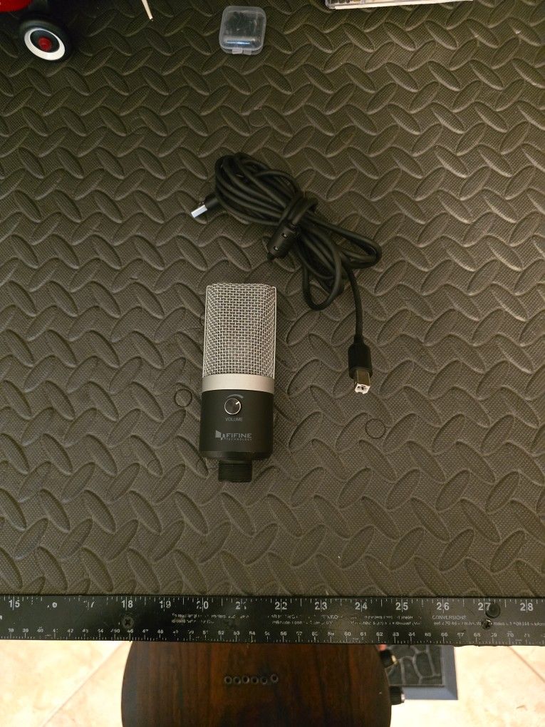 Fifine Condenser Mic