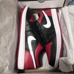 Jordan 1 Low 