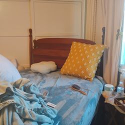 Four Post Full Size Bed Solid Wood With Frame