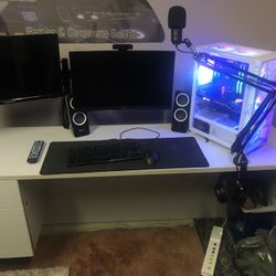 Gaming computer setup (want gone asap)