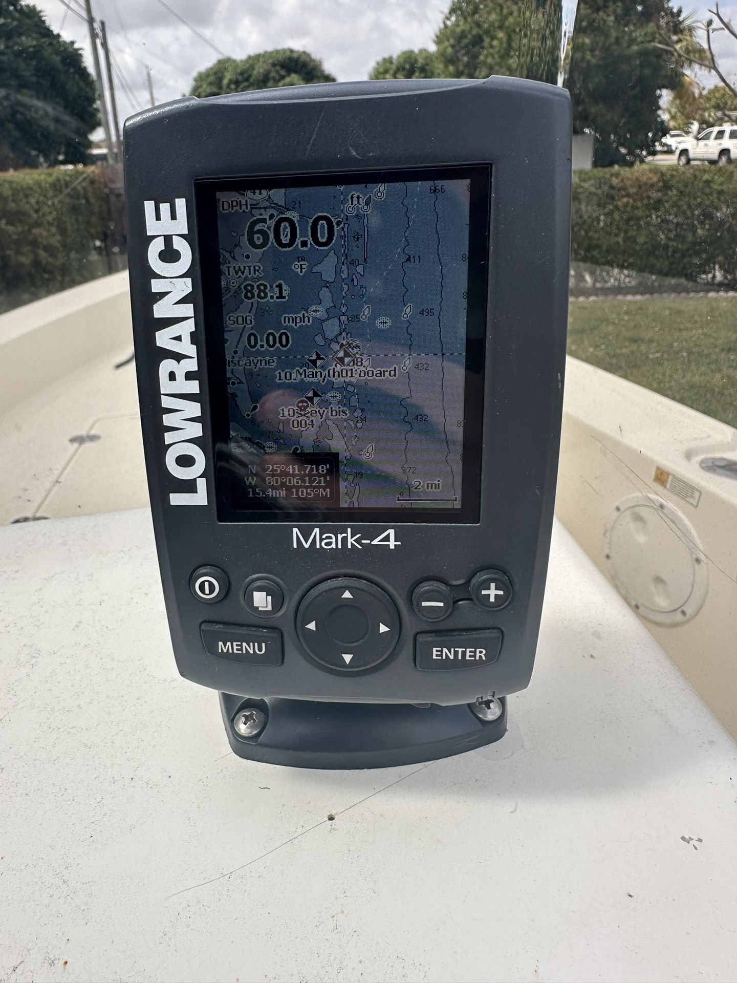 LOWRANCE Mark 4 Depth Finder Chartplotter for Sale in Miami, FL OfferUp