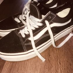 Low Top classic Black Vans 