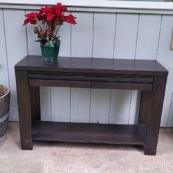 Cadanza table with two drawers and folding top