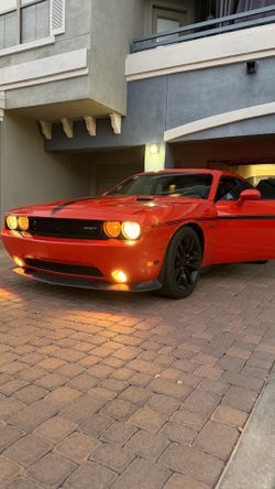 Challenger Srt-8 2013