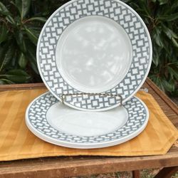 Corelle Urban Grid Gray Plates
