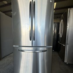 GE® ENERGY STAR® 22.0 Cu. Ft. French-Door Refrigerator with icemaker can deliver  The perfect size luxury fridge for anyone with limited space Dimensi