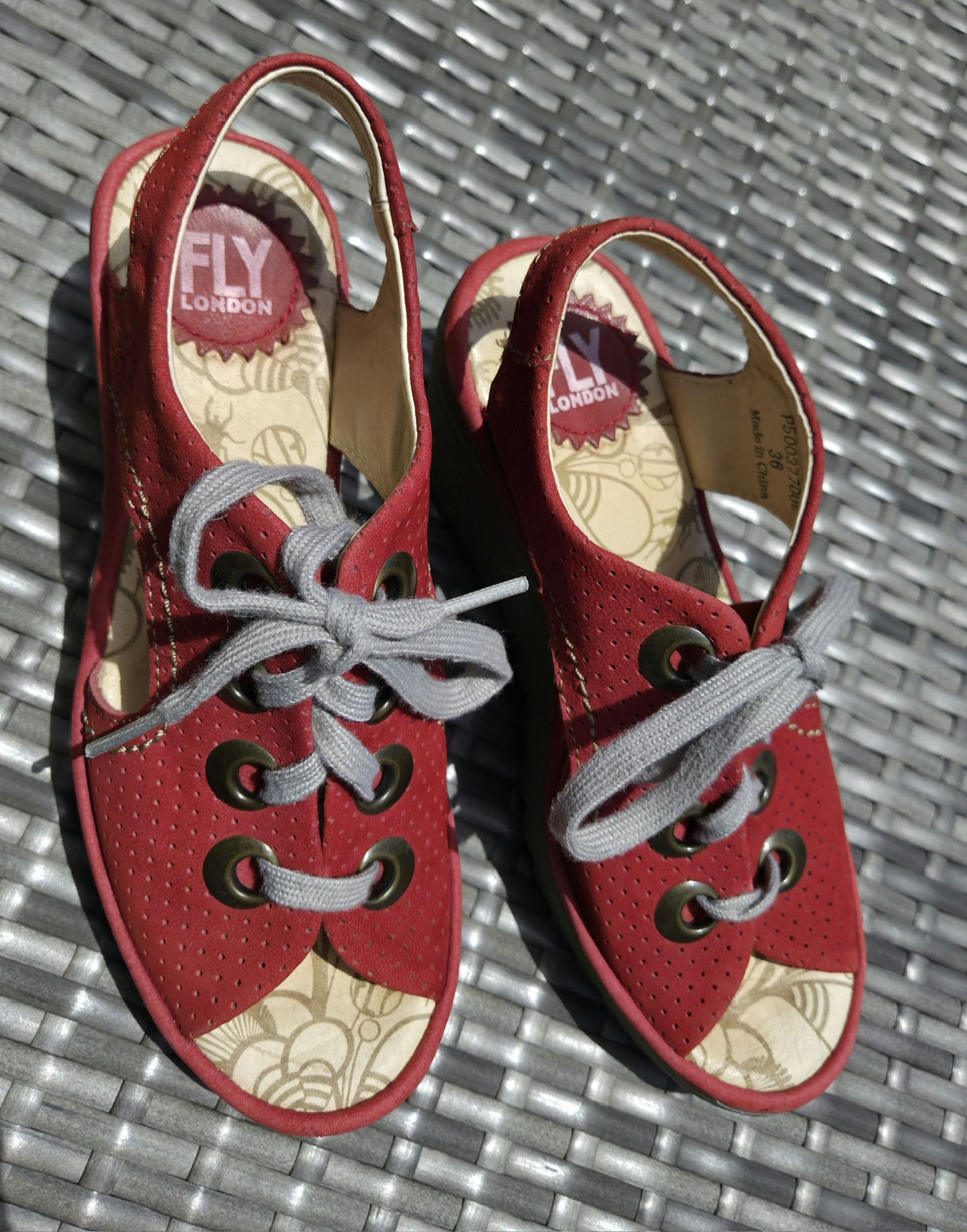 FLY London Yiva Red Suede Leather Wedge Sandals Size Uk 36, US 5.5 Laser Dots