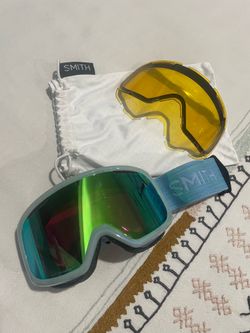 SMITH Squad Riot Cylindrical ChromaPop EV Series Blue Frame Ski / Snowboarding Goggles with Extra Lens & Microfiber Cloth Carry Case