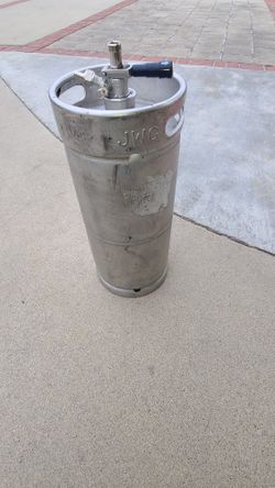 5 Gallon Beer Keg And Micro Matic Adapter