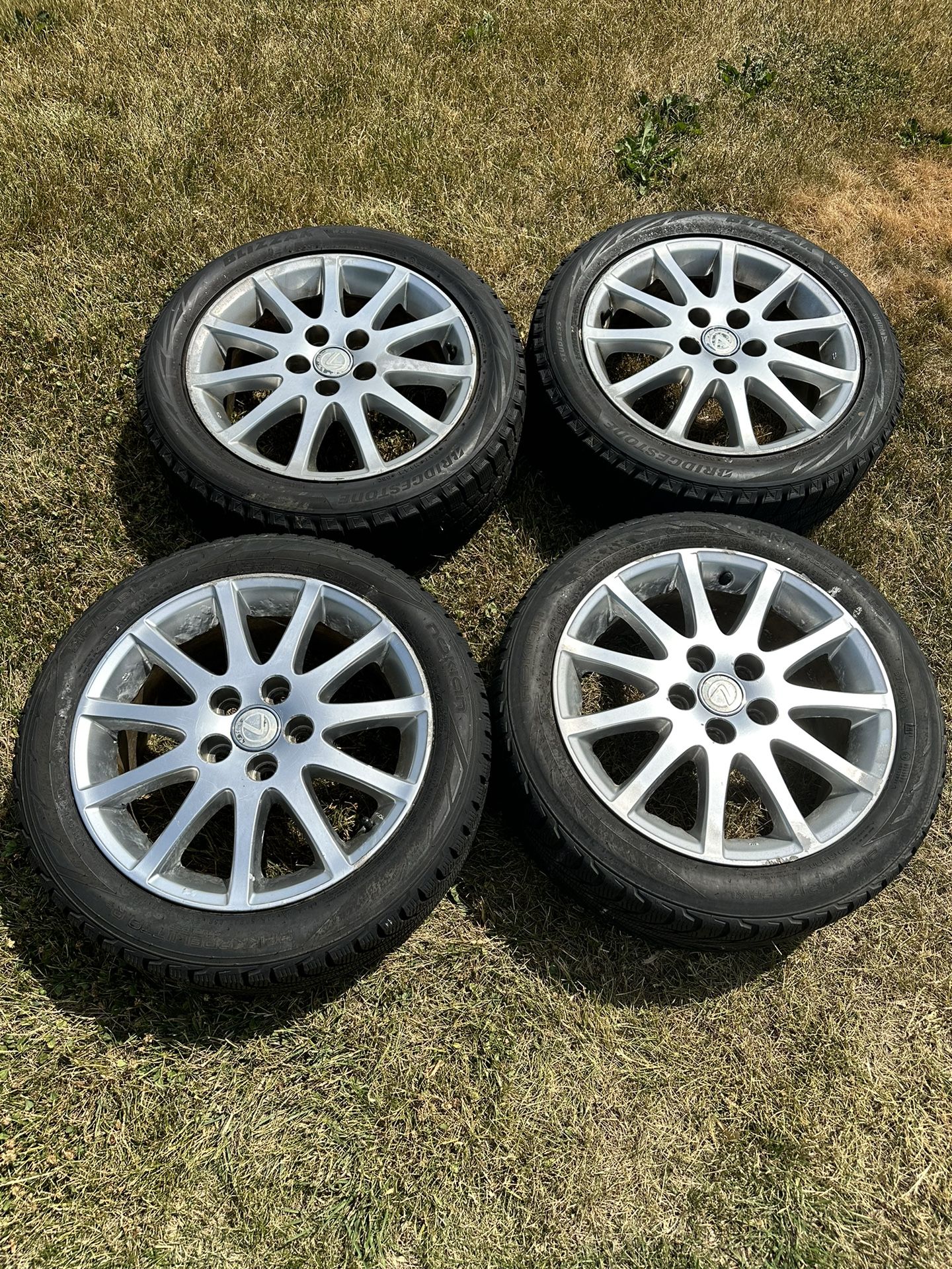 Lexus IS300 Sport Design Wheels