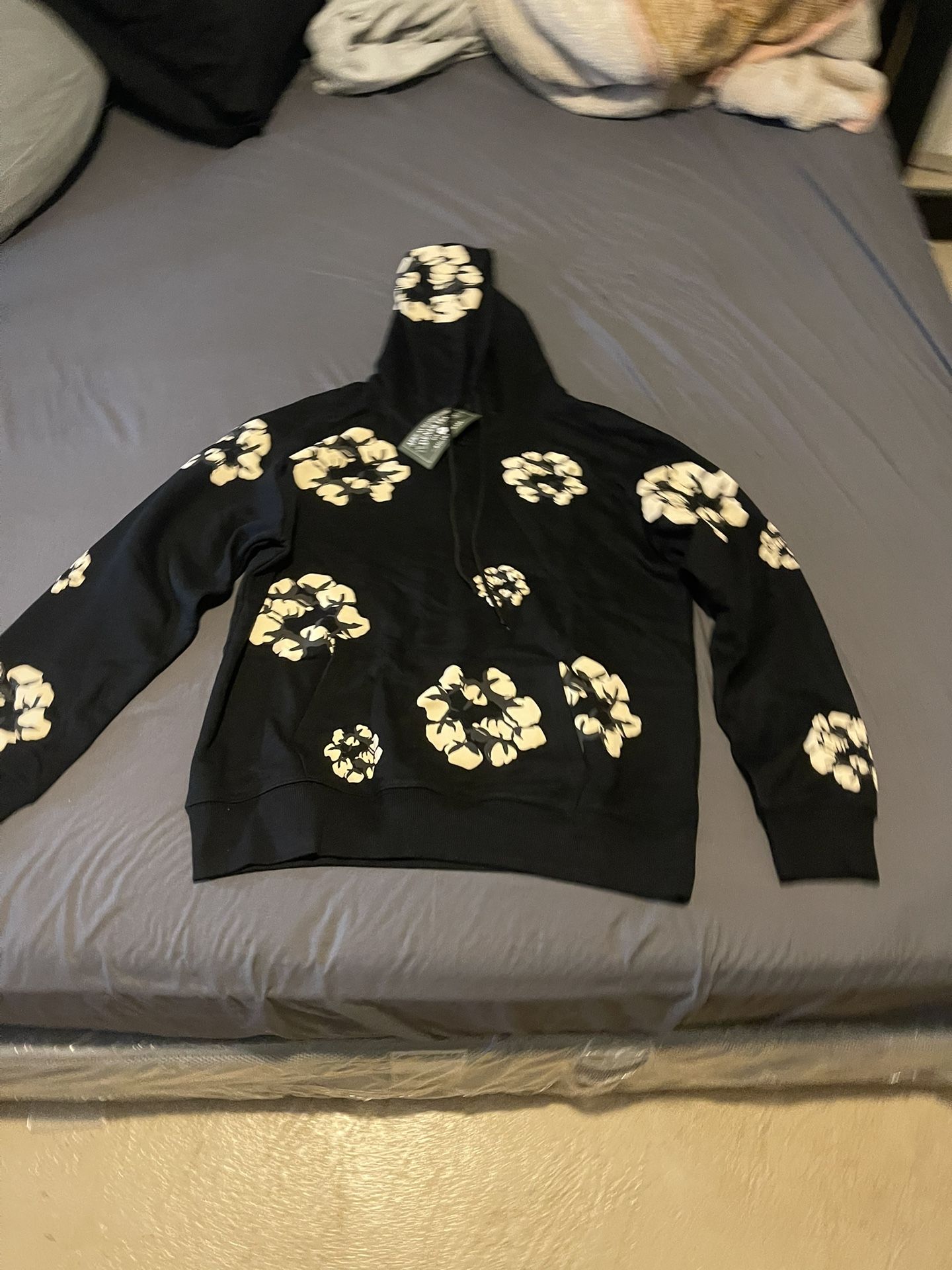 Denim Tears Men's Heavyweight Cotton Wreath Hoodie Size x Large