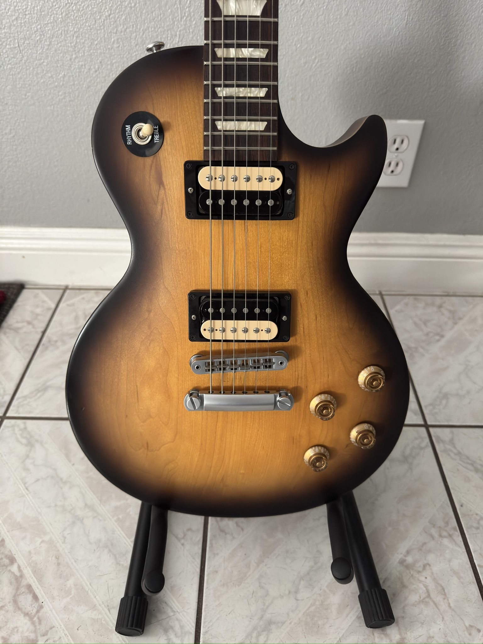 Gibson LPJ Guitar