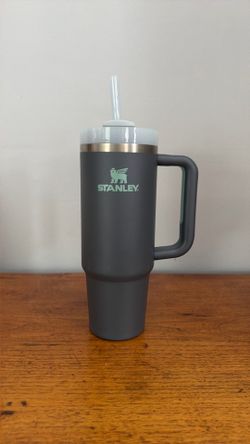 Stanley 30 oz Tumbler