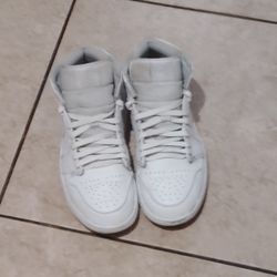Air Jordan.