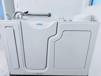 Walk-in tub (Safe Step Co.) Great Condition