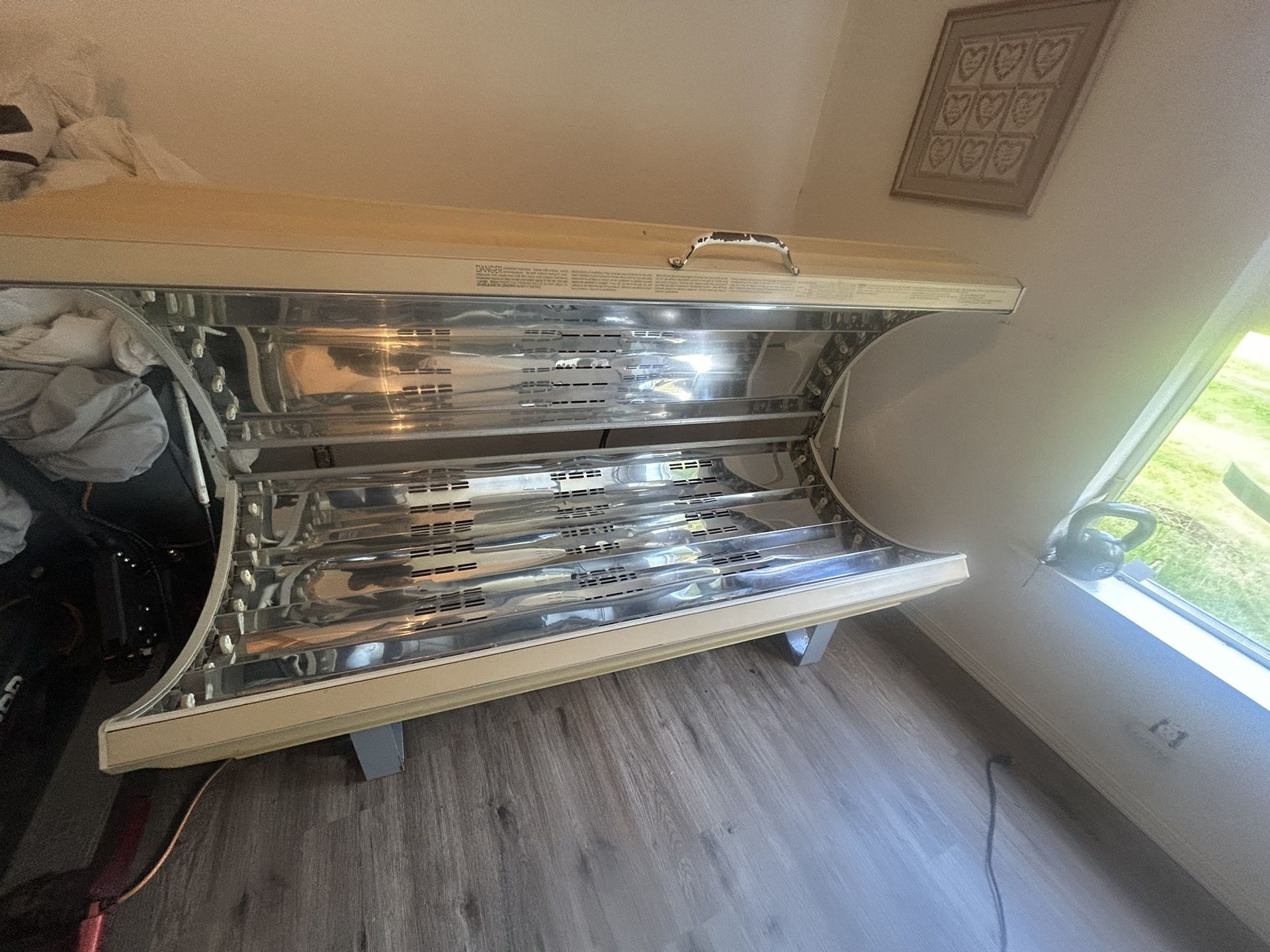 Tanning Bed