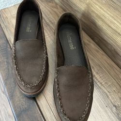 Ellemenno Brown leather loafers flats Women’s Size 8