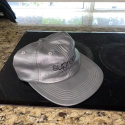 Supreme Hat 