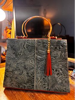 Leather dark green purse (NEW)