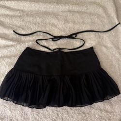 Black mini skirt