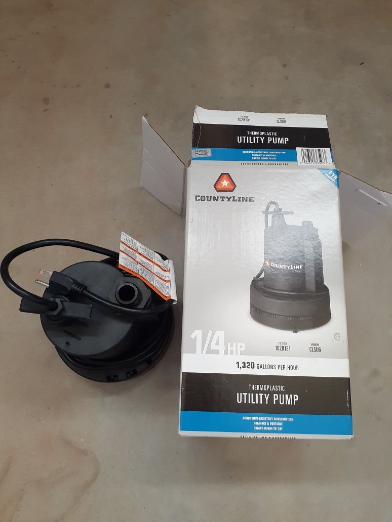 Countyline 1/4 HP utility pump like new used once