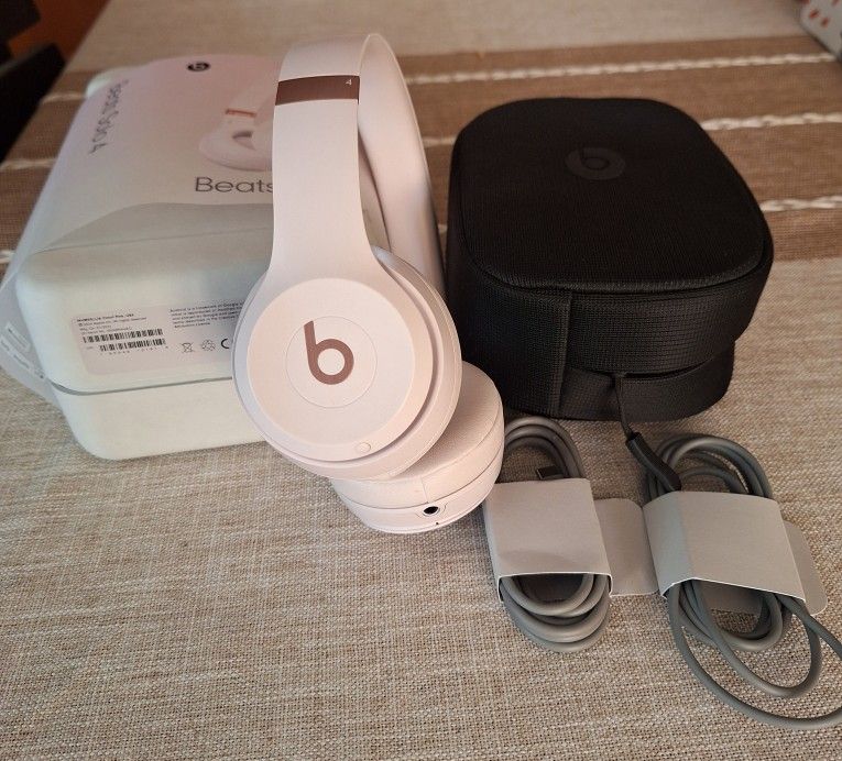 Beats Solo 4 Headphones