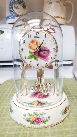 Waltham rose pendulum clock