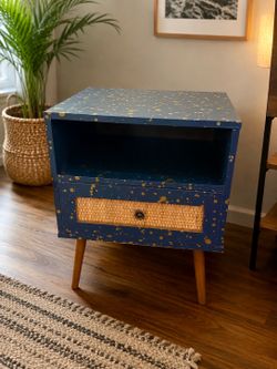 End table