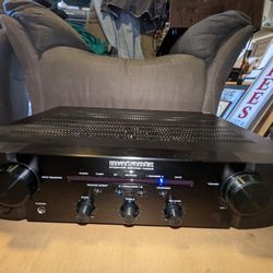 Marantz PM5005 Integrated Amp With Remote 