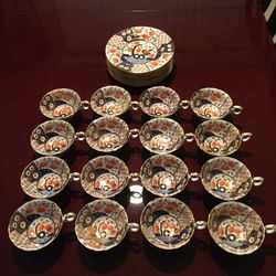 Antique Wedgwood Imari Bone China Soup Bowls & Plates (28 Pieces)