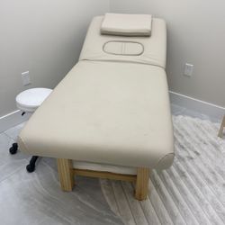 Massage Table 