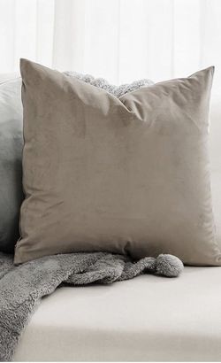 Brown 22x22 Pillow Cover