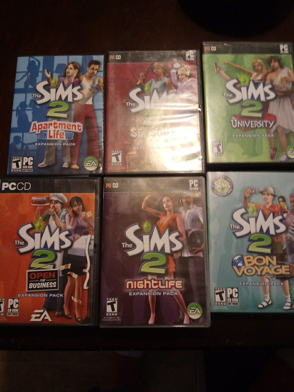 Sims 2 PC Video game and expansion packs