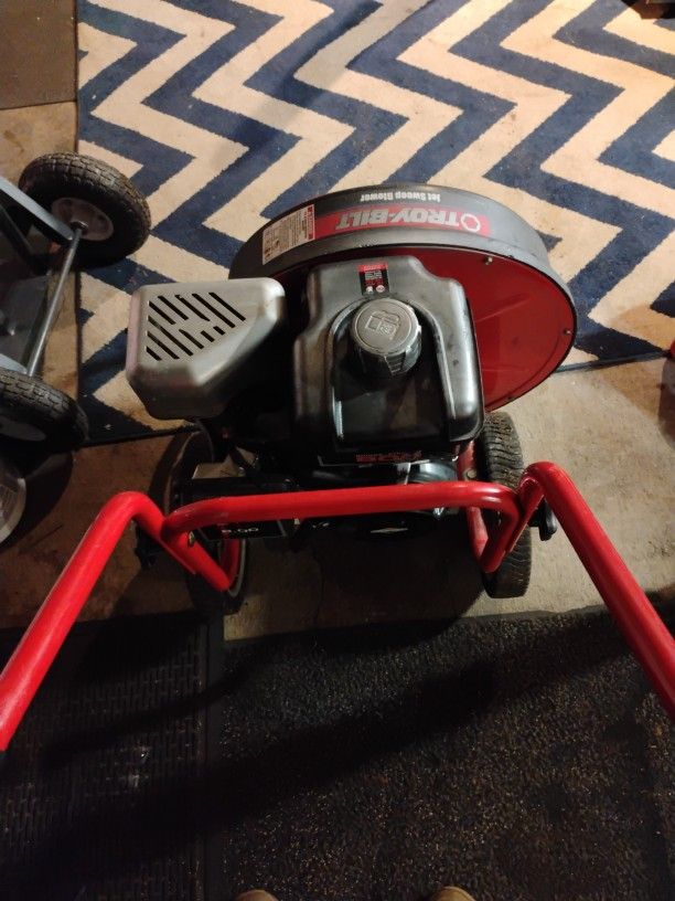 Troy Bilt Jet Sweep Blower 