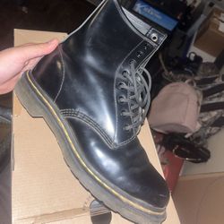 Dr Martens 