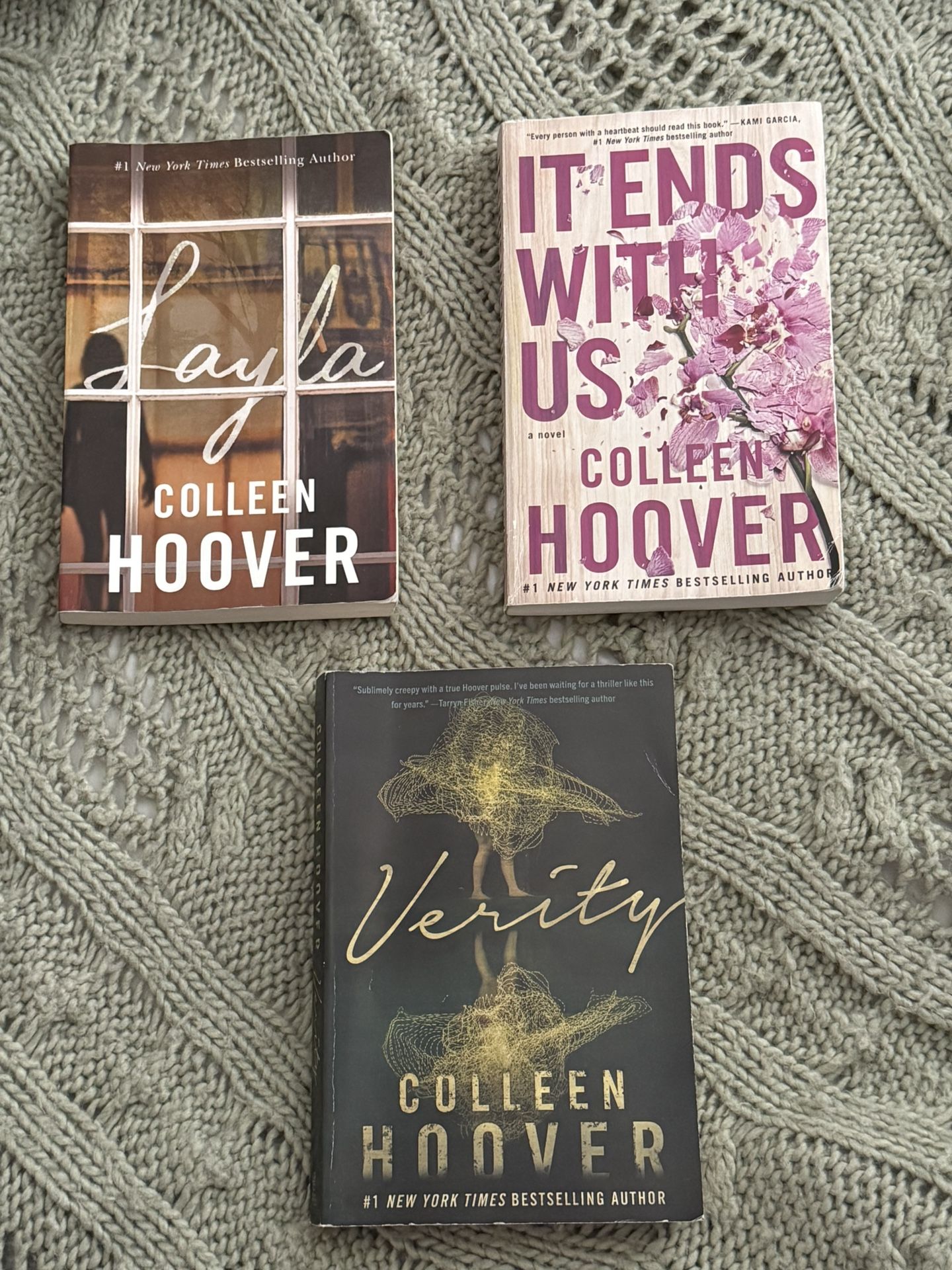 Colleen Hoover: Various books