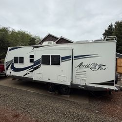 2017 Arctic Fox 25R