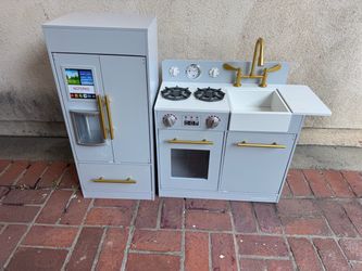 Kitchen toy set