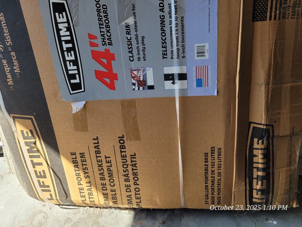 Lifetime Brand New 44-in Basketball System