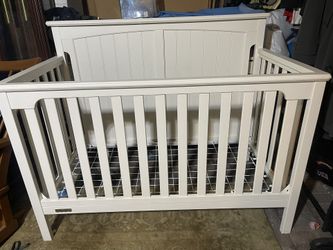 Real Wood Fisher Crib / Twin Bed Convertible 