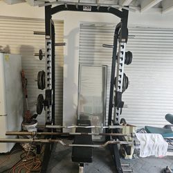PB FITNESS  HALF RACK  PLUS EXTRAS GREAT CONDITION