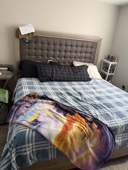 King bed frame