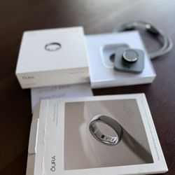Oura Ring 4 - Stealth Size 11
